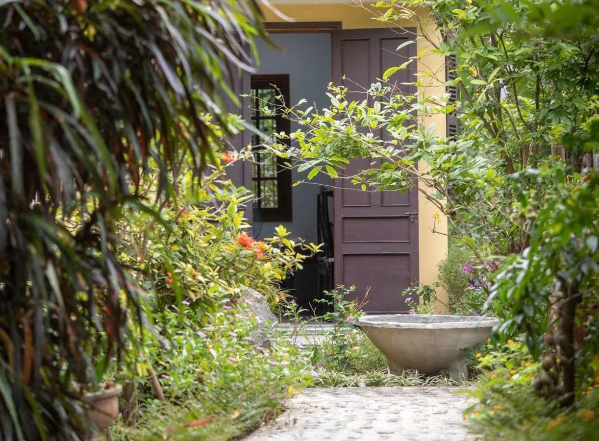 Ciel Homestay Хюэ Экстерьер фото